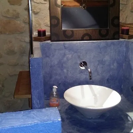 Ca La Serrana Casa de Campo Bot