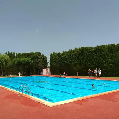 Ca La Serrana Casa de Campo Bot